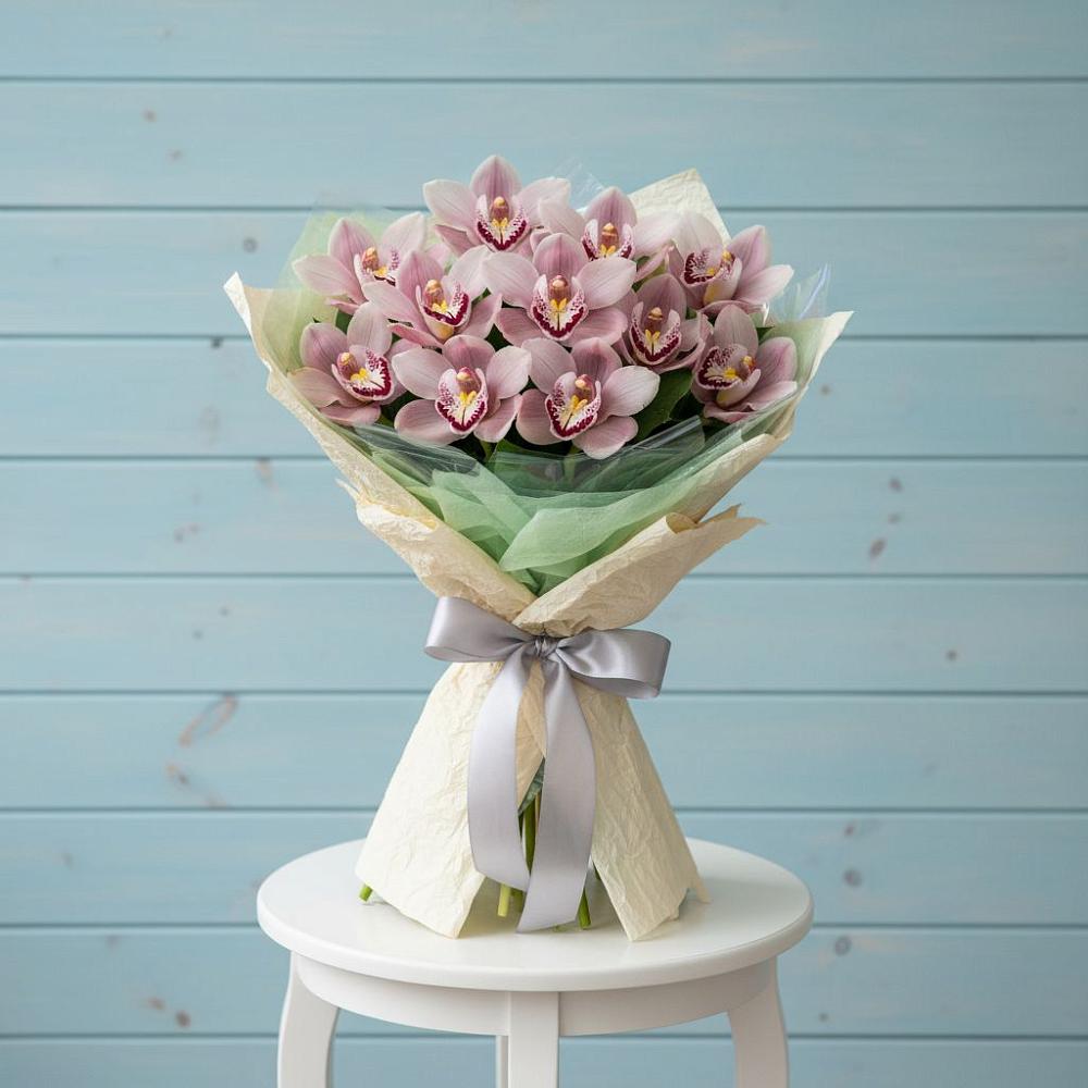 Букет цветов из: Орхидеи и Розы в Экажево