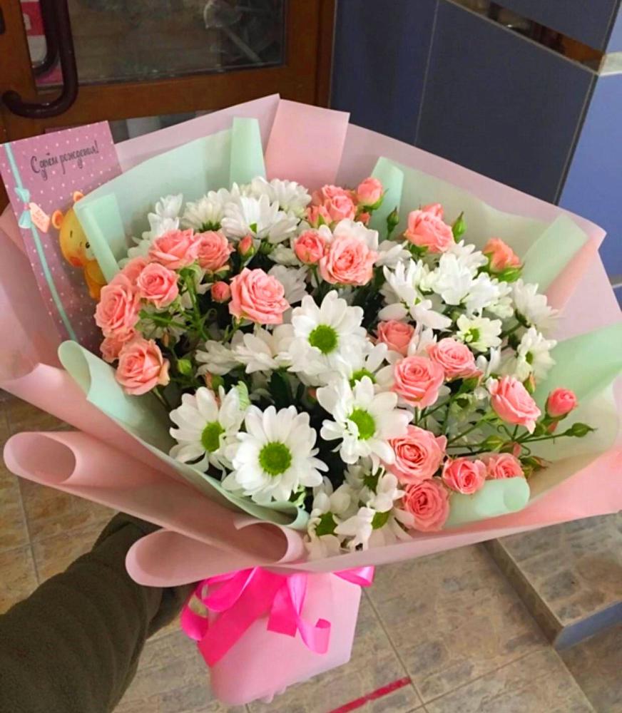 Букет цветов из: Розы и Хризантемы в Экажево