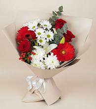 Букет цветов из:  Розы, Хризантемы, Герберы и Лилии в Экажево