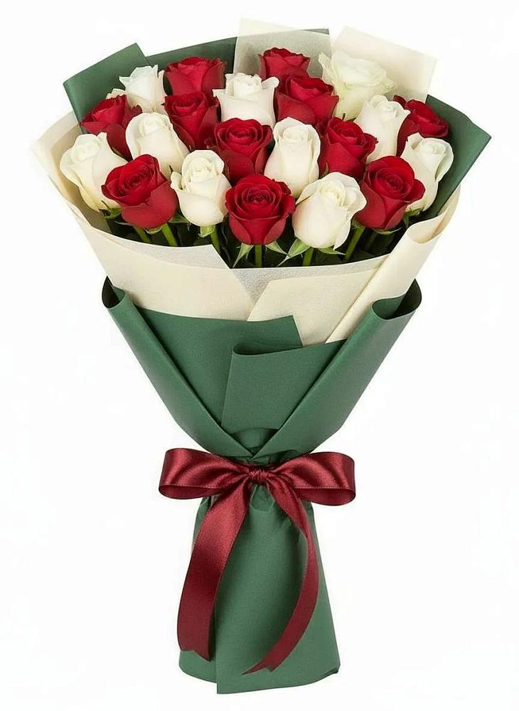 Букет Микс из красных и белых роз в Экажево