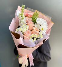 Букет цветов из:  Хризантемы и Розы в Экажево