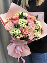 Букет нежные объятья в Экажево Букет цветов из: Гвоздики, Розы и Хризантемы в Экажево