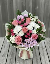 Букет цветов из:  Альстромерии, Гвоздики, Розы и Хризантемы в Экажево