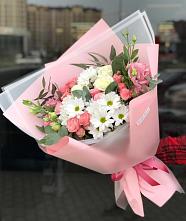 Букет цветов из:  Розы, Лизиантусы и Хризантемы в Экажево