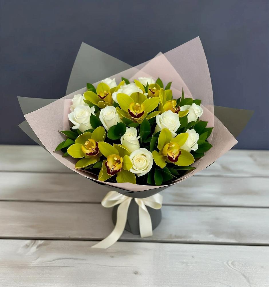 Букет цветов из: Орхидеи и Розы в Экажево